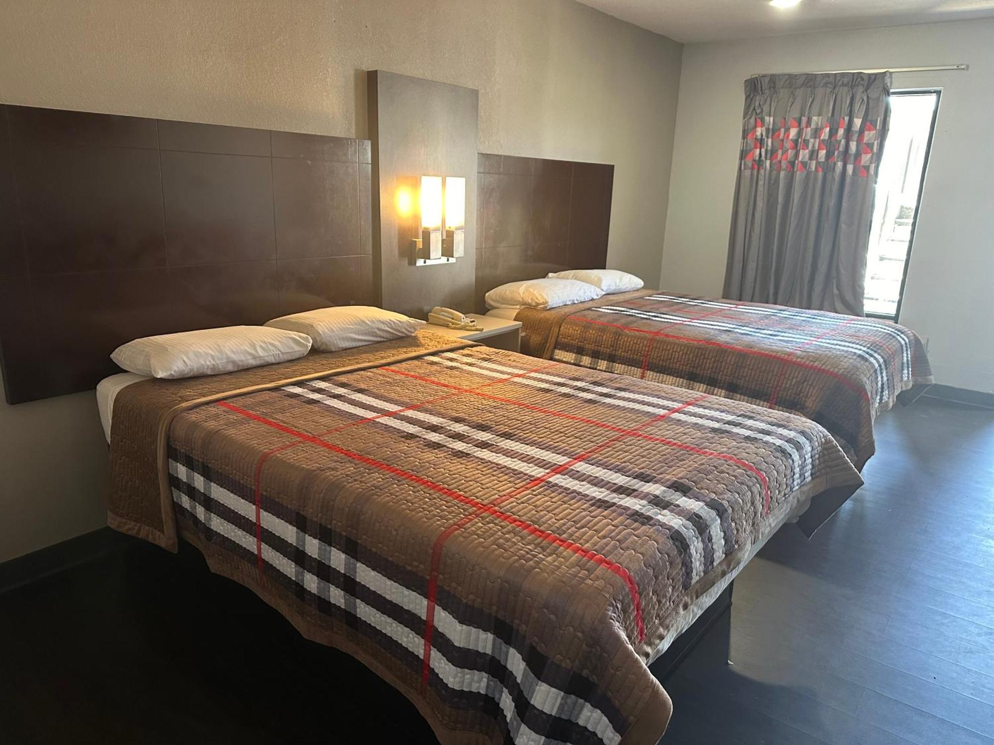 Scottish Inn Augusta Ngoại thất bức ảnh