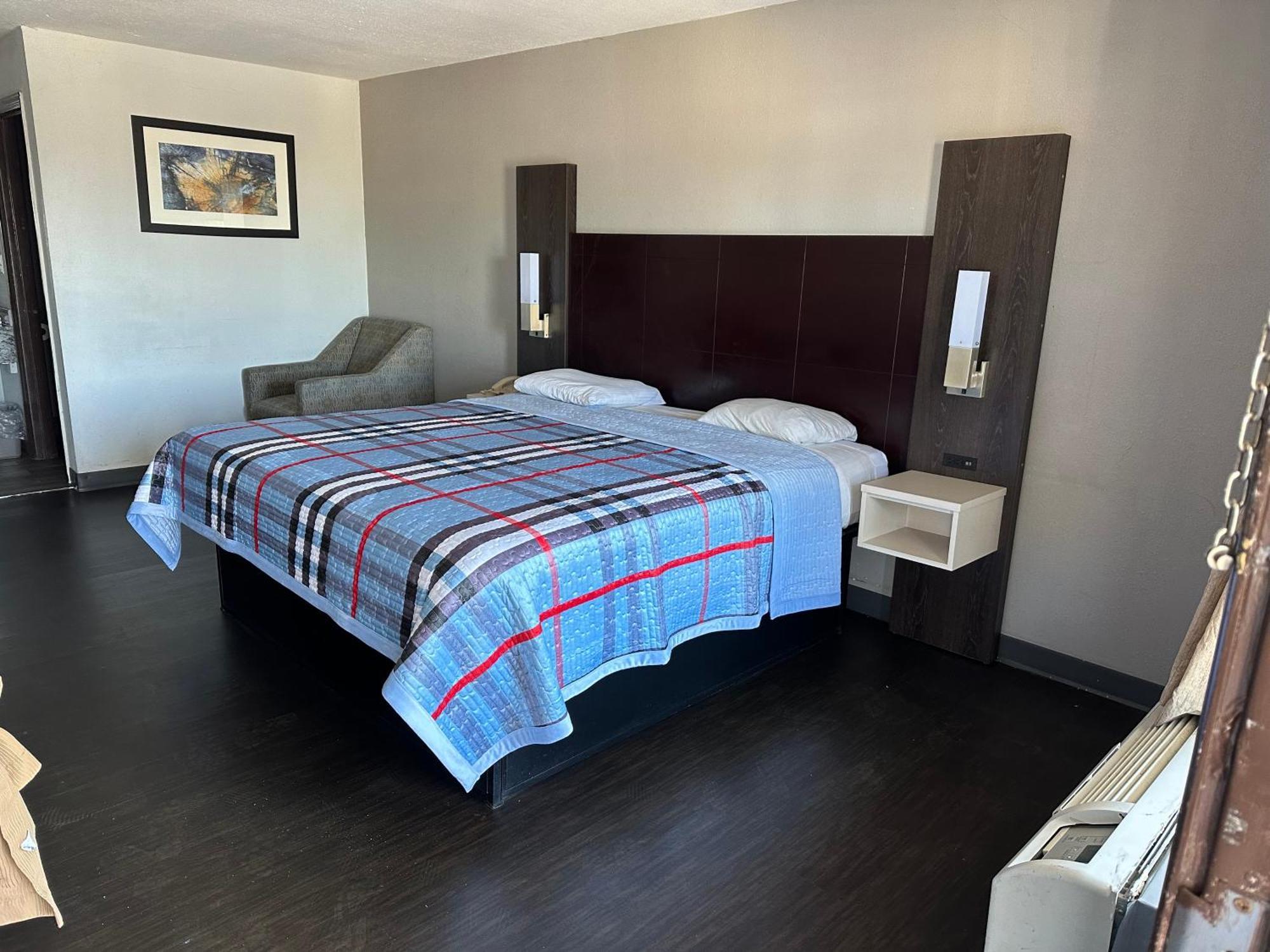 Scottish Inn Augusta Ngoại thất bức ảnh