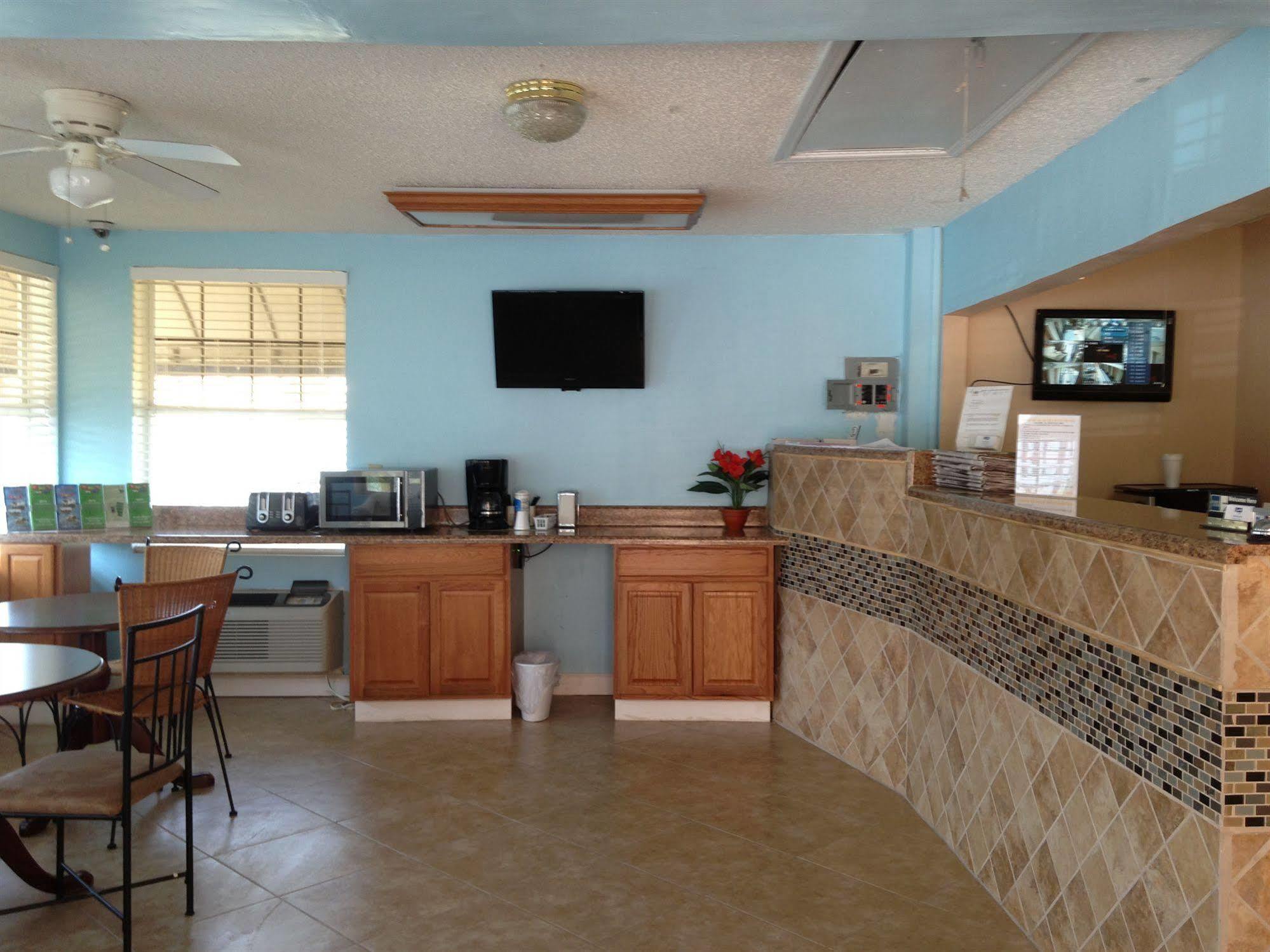 Scottish Inn Augusta Ngoại thất bức ảnh